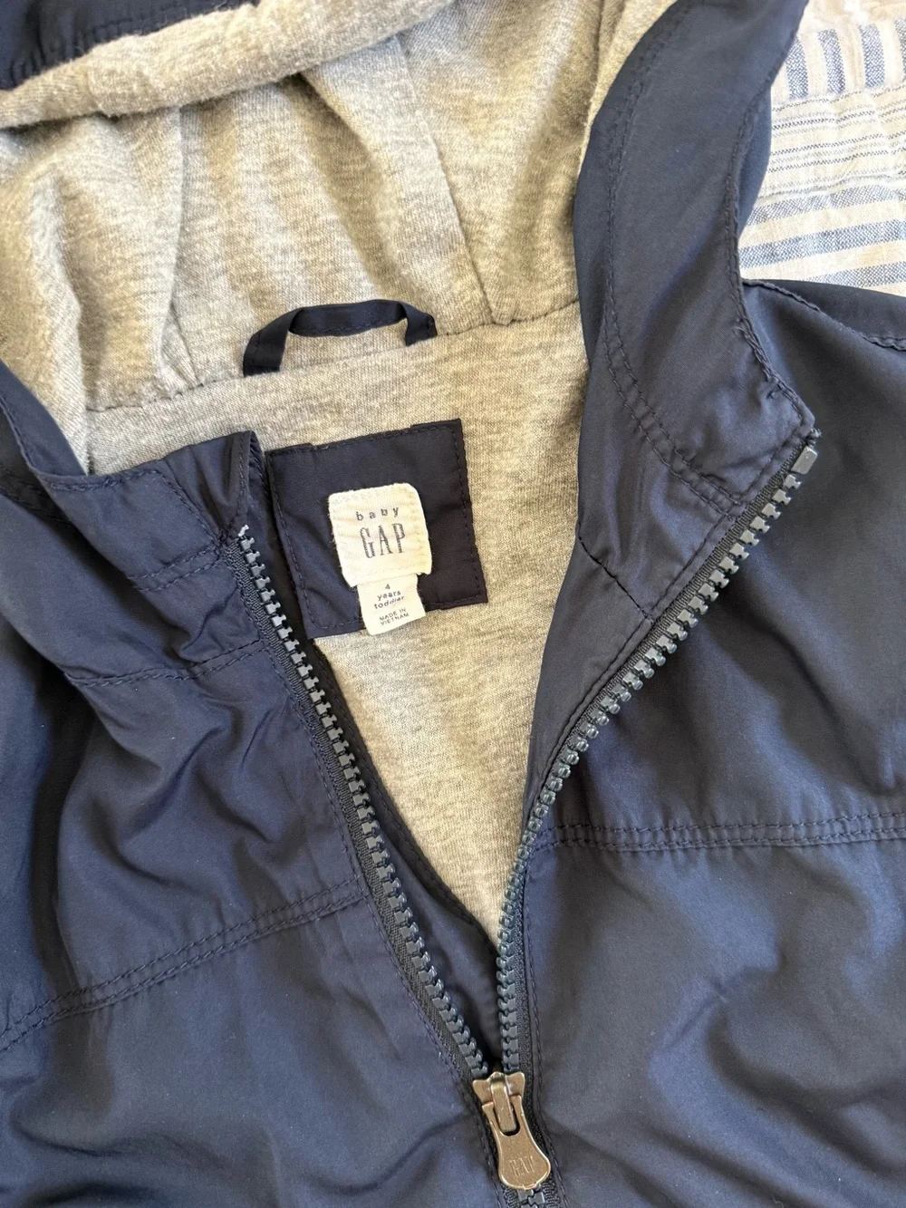 Gap Size 4 Lightweight Fall Jacket